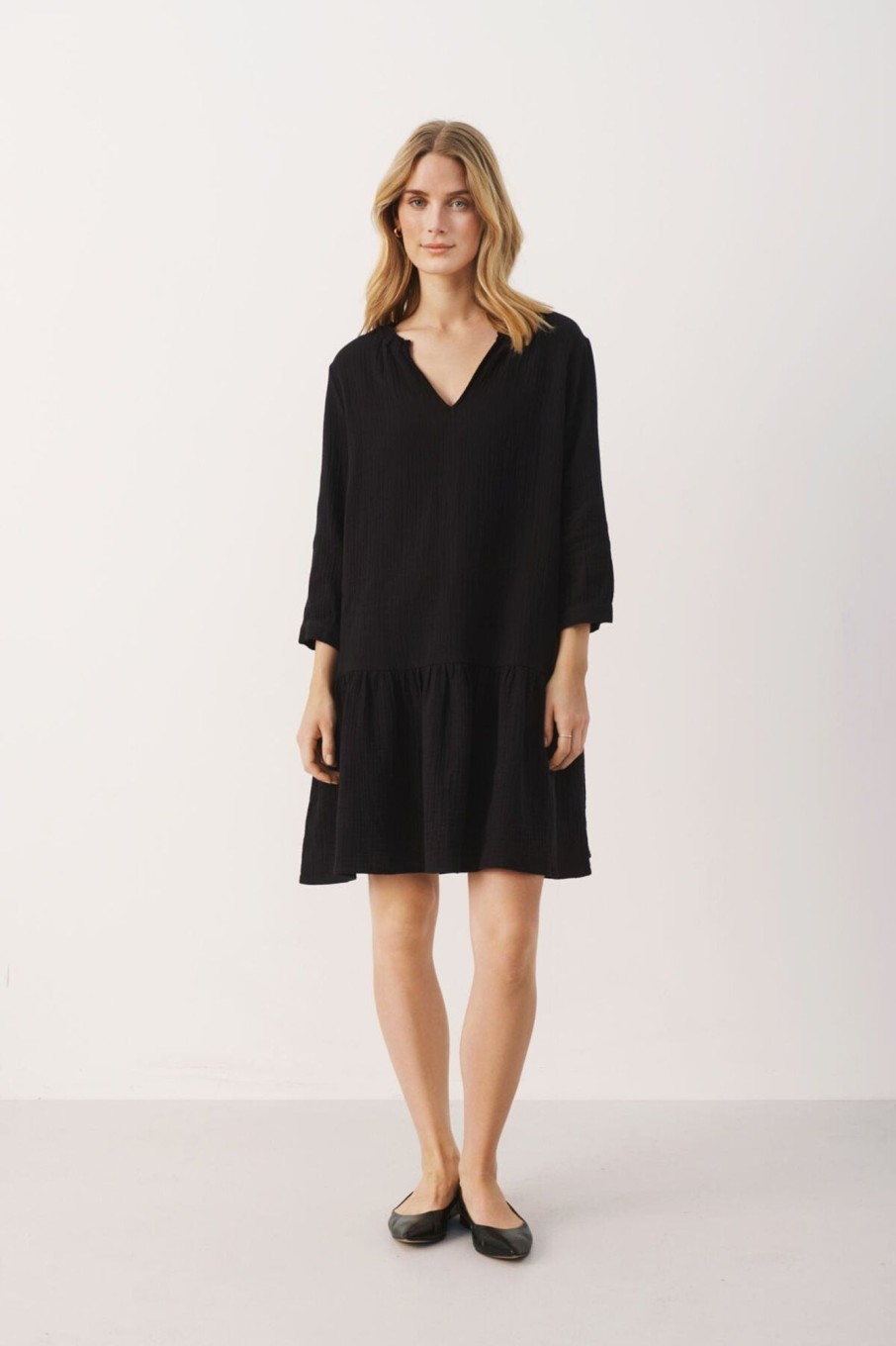 Klaer Part Two | Chaniapw Dress Black