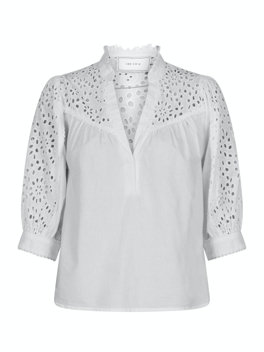 Klaer Neo Noir | Kita Embroidery Blouse White