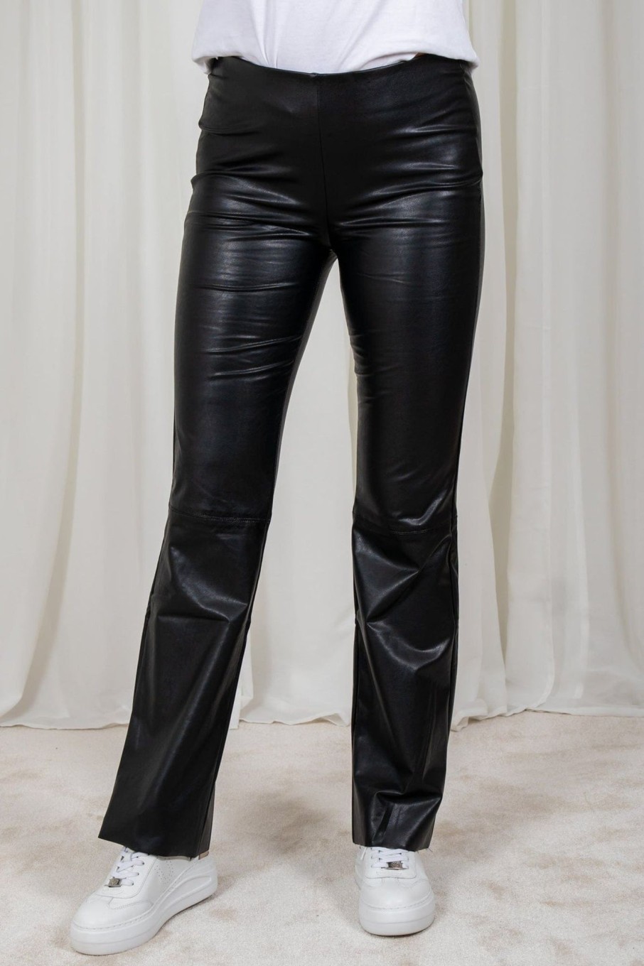 Klaer Katrin Uri | Jagger Bootcut Black