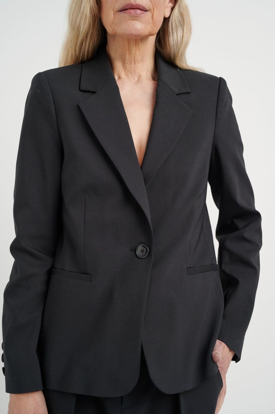 Klaer Inwear | Zellaiw Classic Short Blazer Black